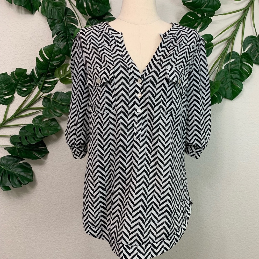 [41 Hawthorn] Women’s Chevron 3/4 Sleeve Sz S